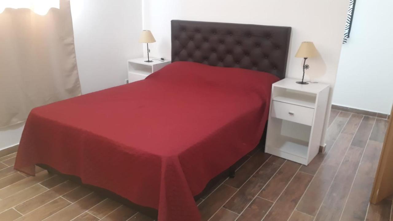 Depto Temporario La Plata Bed & Breakfast Екстериор снимка