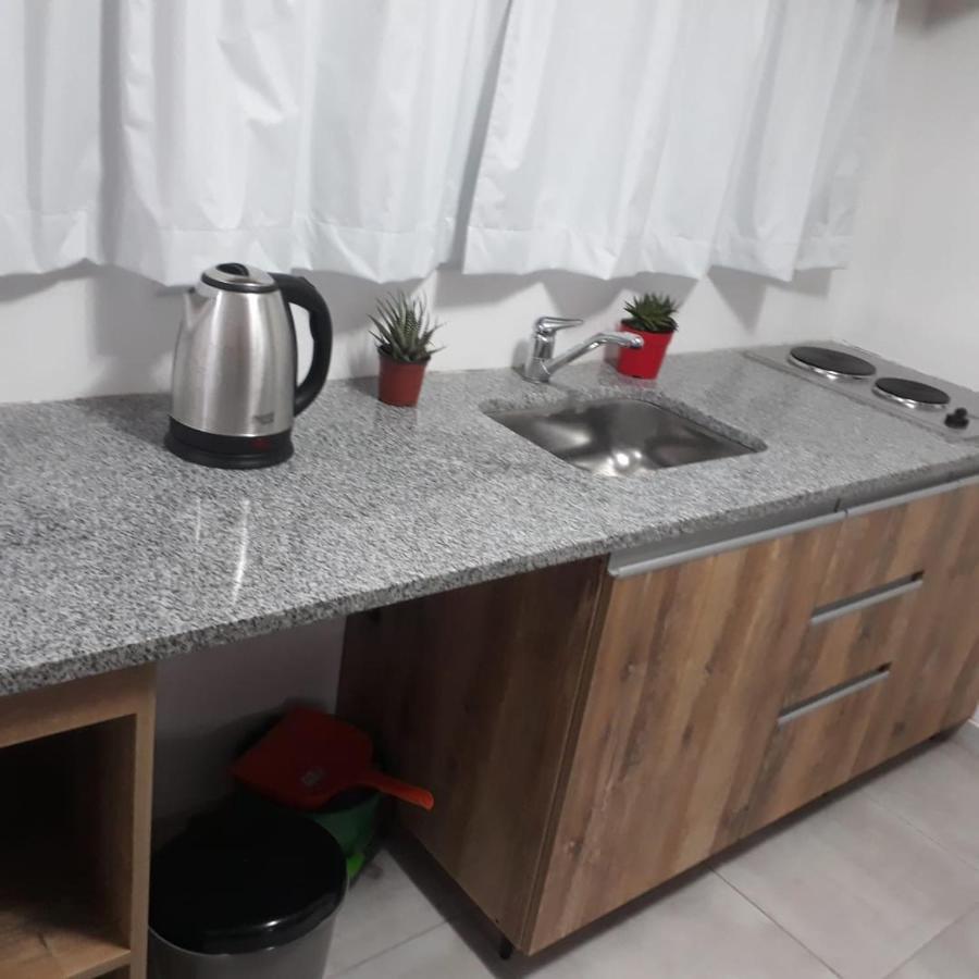Depto Temporario La Plata Bed & Breakfast Екстериор снимка